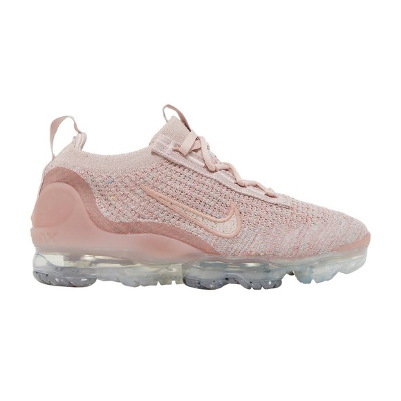 Nike Shoes - Women’s Nike Vapormax Flyknit 2021